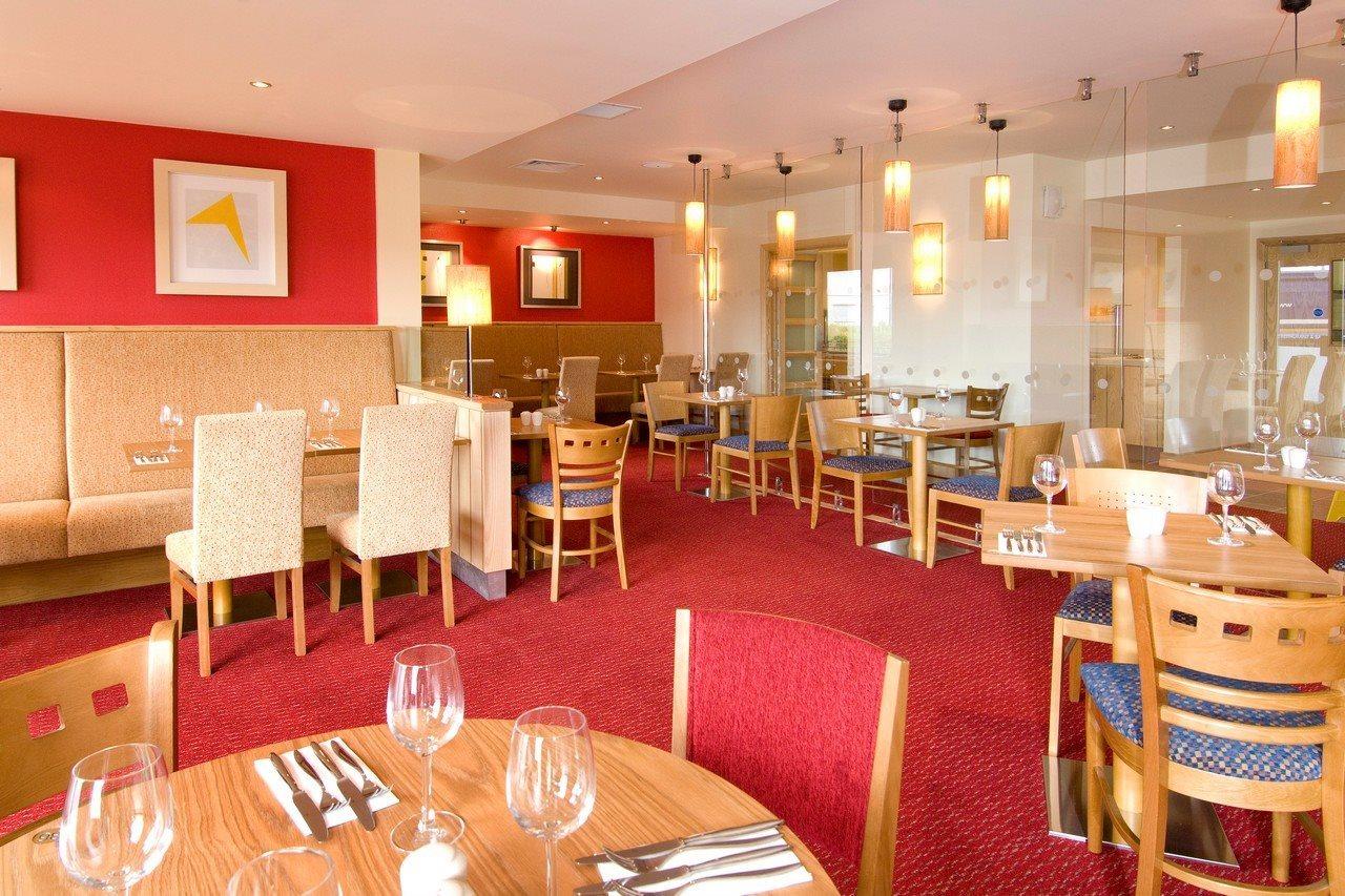 Premier Inn Cambridge Girton  Exterior photo