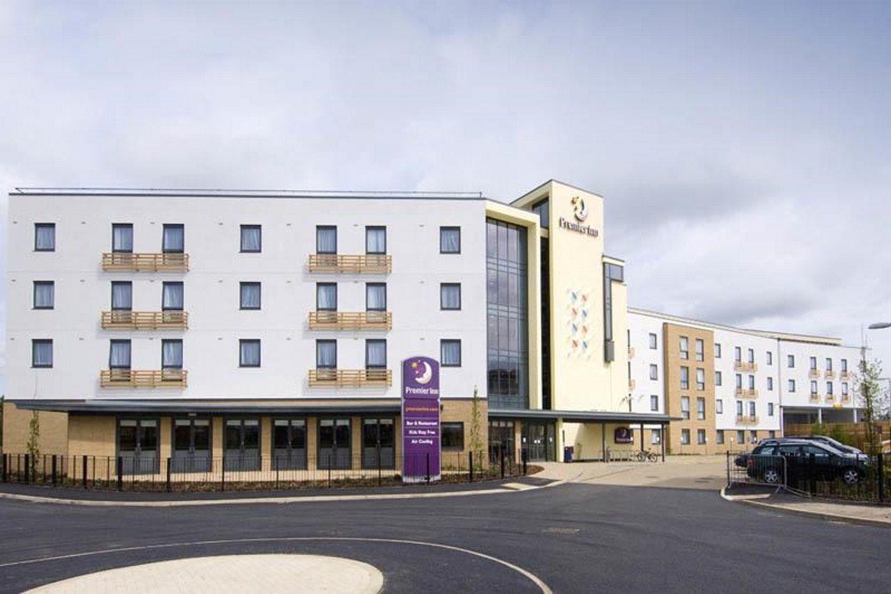 Premier Inn Cambridge Girton  Exterior photo