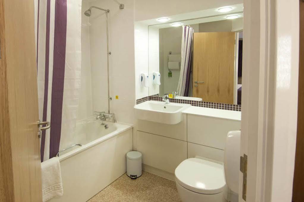 Premier Inn Cambridge Girton  Exterior photo